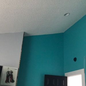 Meet your Posher, Dee